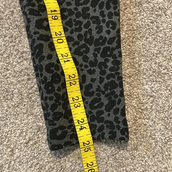 LOFT Leopard Print Ponte Leggings in size SP - Picture 7 of 12
